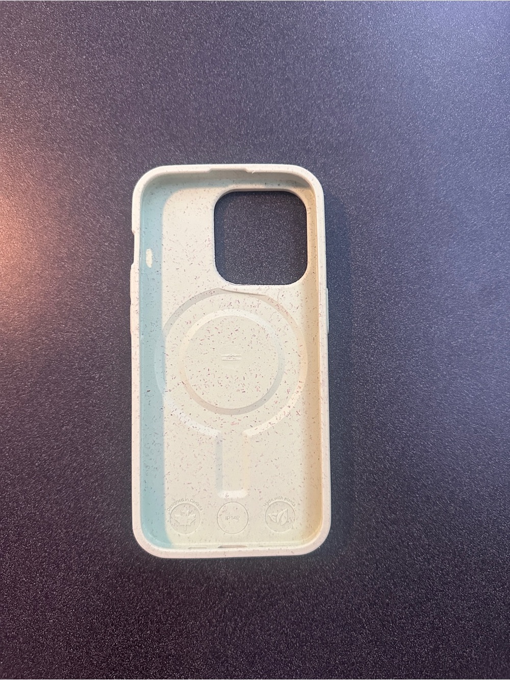 Pela Sustainable iPhone 14 Pro Cases Set of 2 - Picture 5 of 9